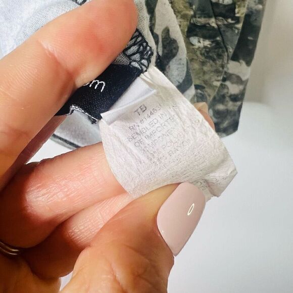 Onzie Flow Camouflage Green Gray Tank Top Open Back - Picture 7 of 8